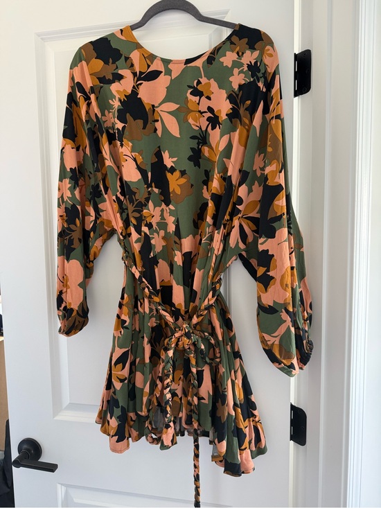 Vici Dresses & Skirts - VICI Olive Green & Peach Floral Mini Dress